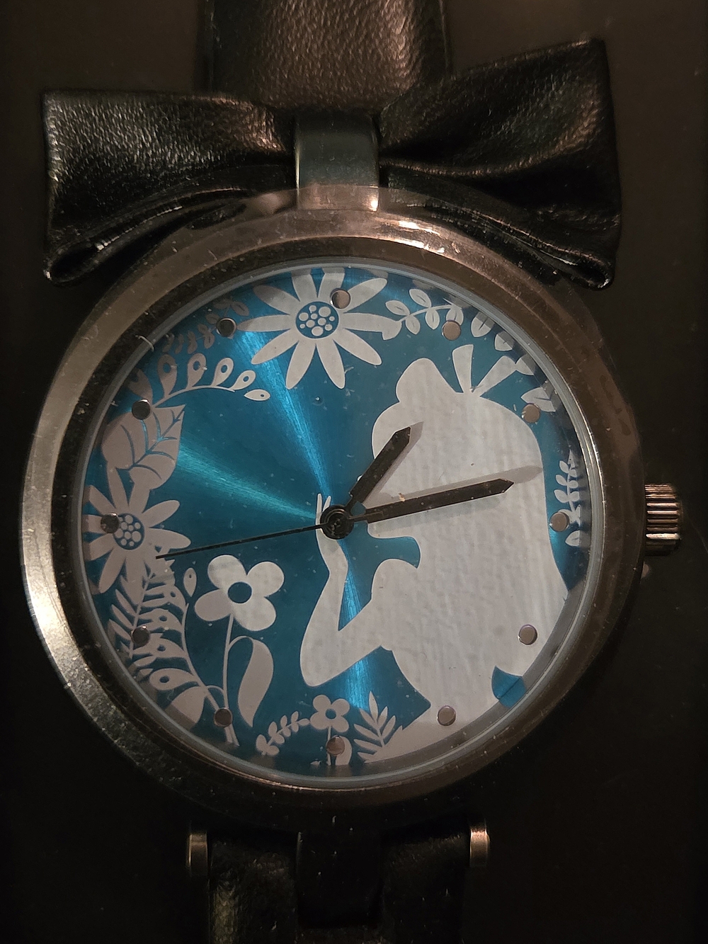 Disney Alice in Wonderland watch